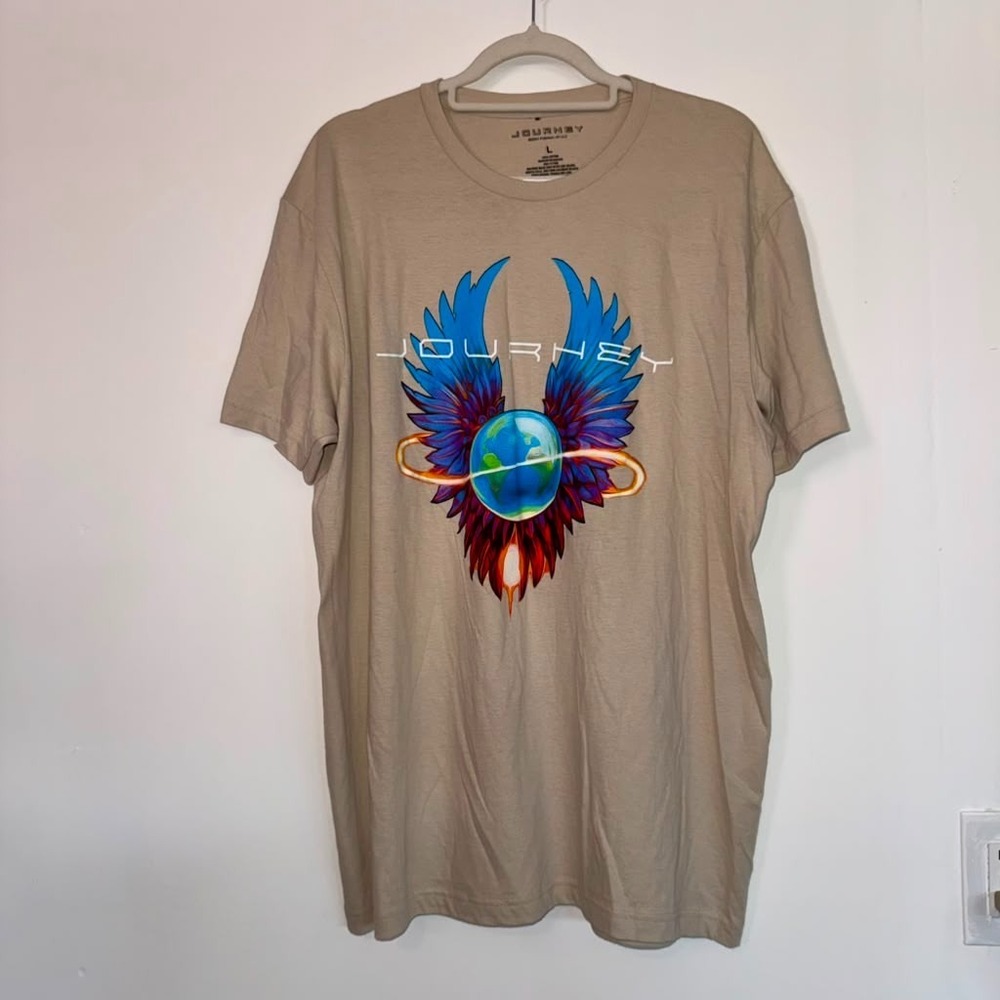 NWT Journey Men's Size L Infinity Wings Graphic Tee Shirt Rainbow Casual Retro
